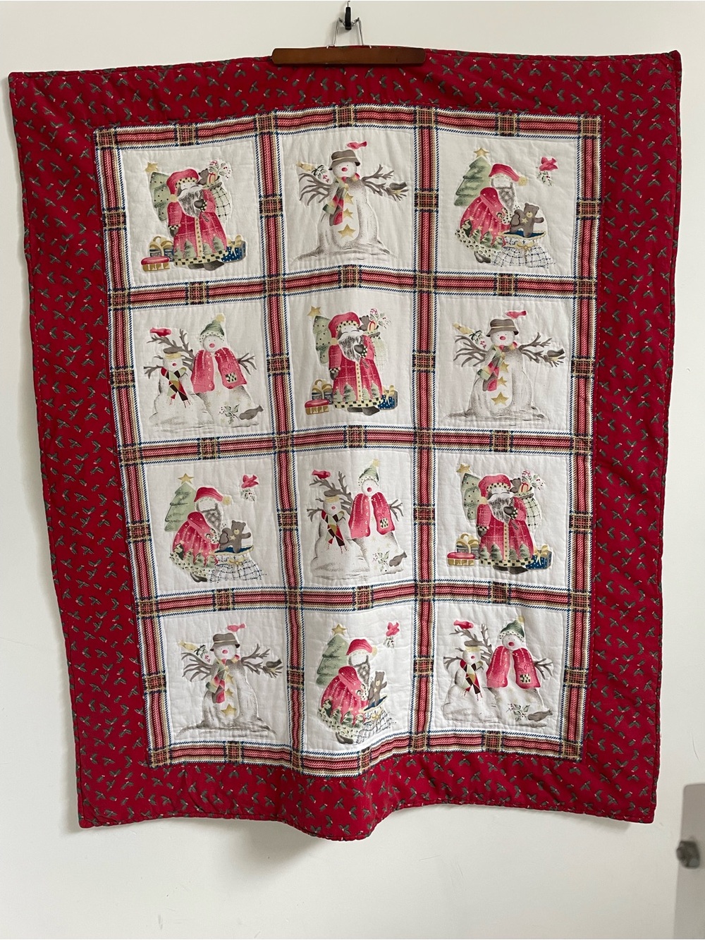 Festive Snowman Patchwork Quilt - Red & White Holiday Throw